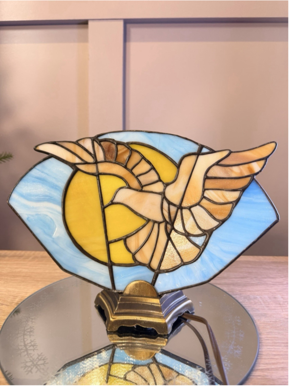Vintage Stained Glass Seagull Motif TV Accent Nightlight Table Lamp 10”
